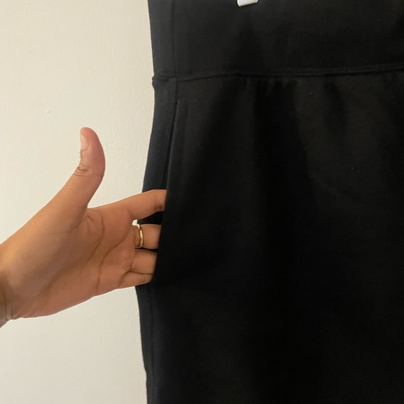 HEAVYWEIGHT JERSEY SHORTS, SCRIPT LOGO, 9" - Picture 6 of 8